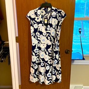 Tommy Hilfiger Navy and White flowed wrap dress (pockets!)